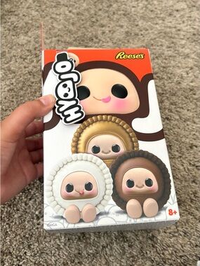 Myo·go Kids Toy - Assorted Brown, White, and Gold Characters